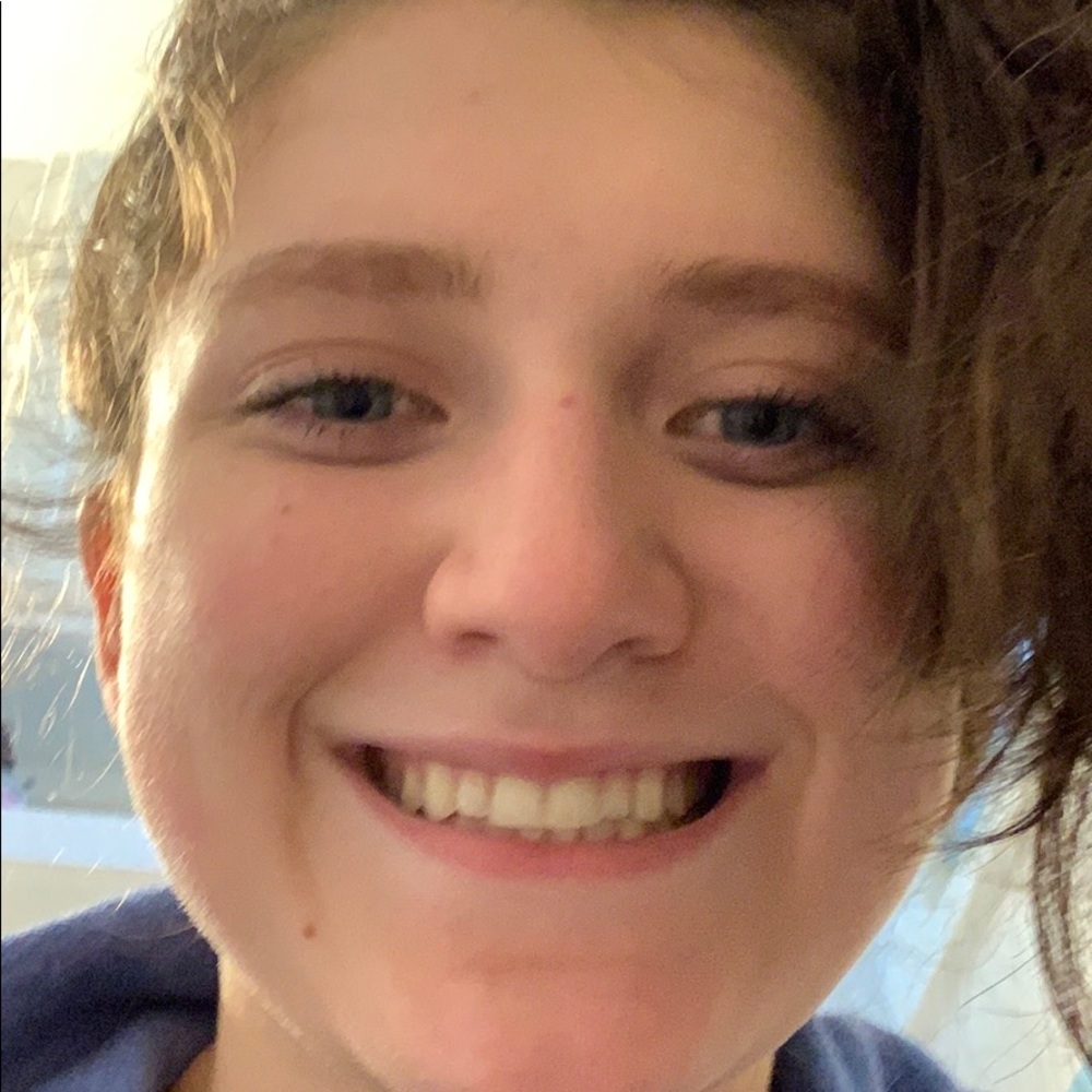 Meet your Posher, Carys